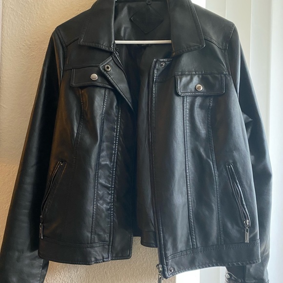 vegan leather jacket - Picture 2 of 5